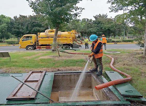 银海化油池清理